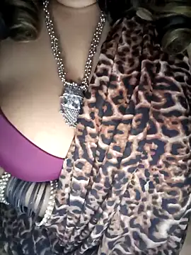 Snapshot of Leo_shreya_888 chatting on March 2025 04:37:02 PM Leo shreya 888 online show from March 2025 04:37:02 PM