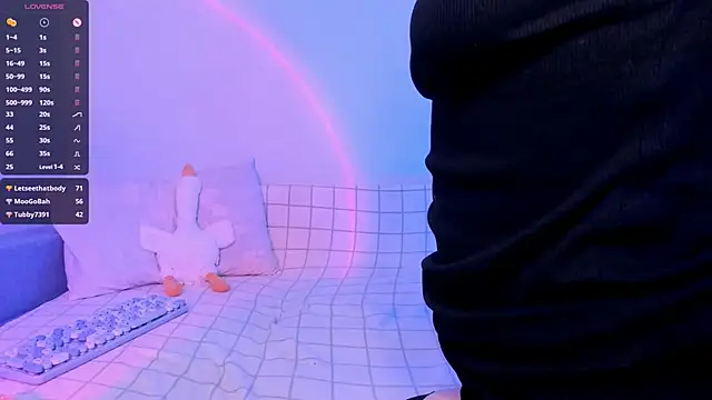 crystal lilith online show from December 2024 10:04:01 PM