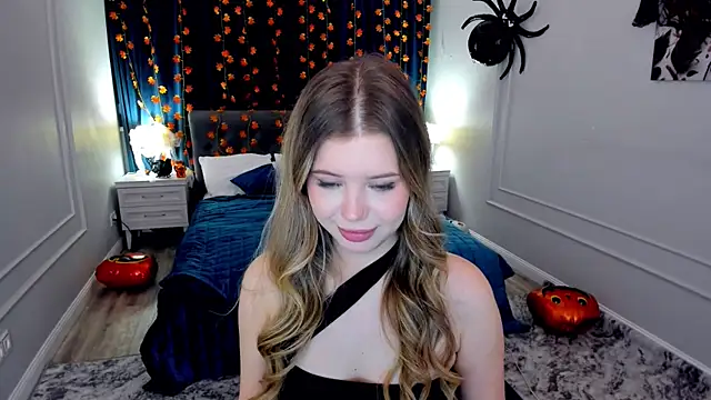 FollowLovee online show from October 2025 07:47:02 PM