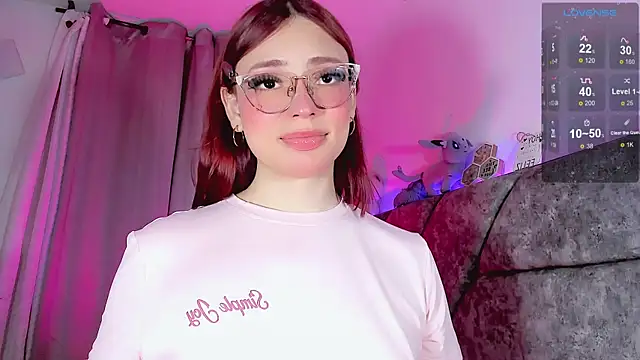 Snapshot of Valentina_Alba chatting on January 2026 12:48:02 AM Valentina Alba online show from January 2026 12:48:02 AM