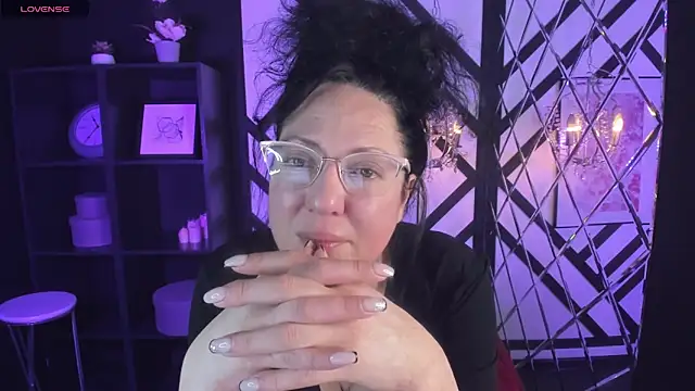 Anita Muse online show from March 2025 09:04:02 PM