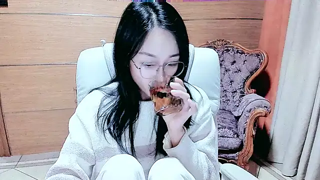 NIAN-er online show from March 2025 01:03:02 PM