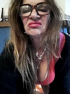 gildamilf online show from November 2025 01:22:02 PM