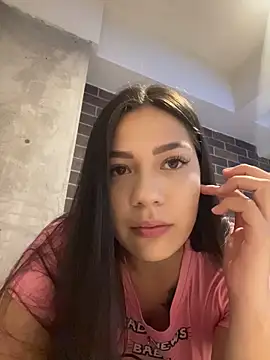 Latina vanessa online show from May 2026 11:13:01 PM