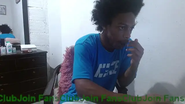 Larry-n-clouds online show from May 2026 11:17:01 AM