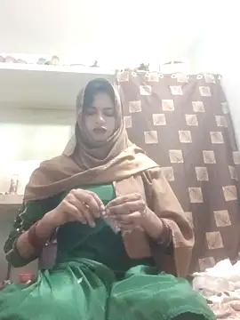 UrvashiRani online show from April 2026 08:37:02 PM