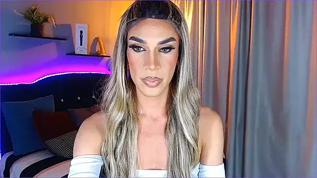 camila hootie online show from January 2025 03:37:01 AM