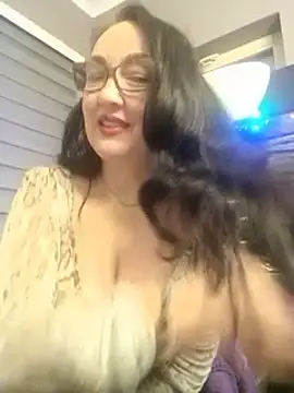 Snapshot of CamilleDesire chatting on December 2024 04:26:01 PM CamilleDesire online show from December 2024 04:26:01 PM