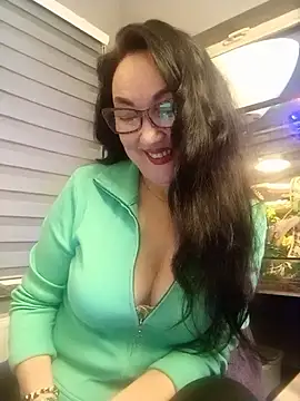 Snapshot of CamilleDesire chatting on December 2024 04:17:01 PM CamilleDesire online show from December 2024 04:17:01 PM