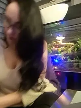 Snapshot of CamilleDesire chatting on December 2024 04:40:02 PM CamilleDesire online show from December 2024 04:40:02 PM