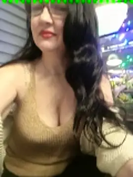 Snapshot of CamilleDesire chatting on January 2025 05:01:01 PM CamilleDesire online show from January 2025 05:01:01 PM