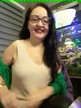 Snapshot of CamilleDesire chatting on January 2025 04:57:02 PM CamilleDesire online show from January 2025 04:57:02 PM