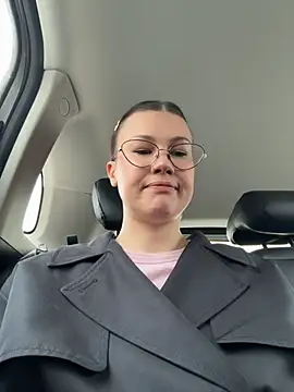 RinaCat online show from April 2026 05:32:02 AM