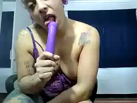 Snapshot of Cata_Blue__ chatting on January 2025 05:26:02 PM Cata Blue online show from January 2025 05:26:02 PM