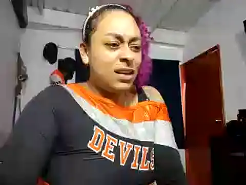 Snapshot of Cata_Blue__ chatting on January 2025 05:49:02 PM Cata Blue online show from January 2025 05:49:02 PM