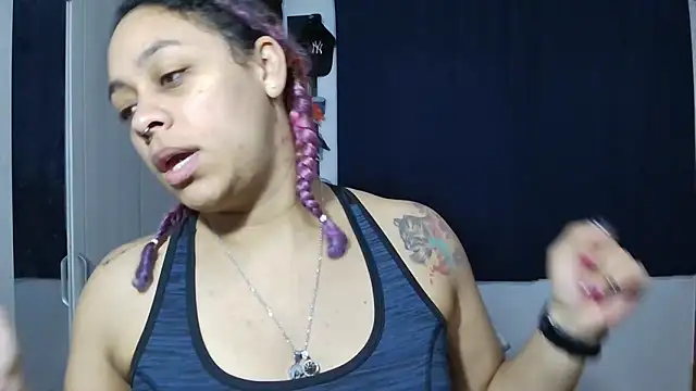 Snapshot of Cata_Blue__ chatting on February 2025 02:20:01 PM Cata Blue online show from February 2025 02:20:01 PM