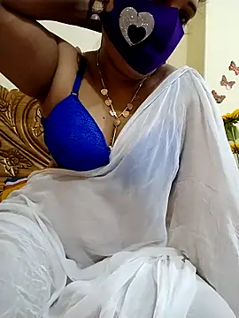 Snapshot of Ameera19 chatting on February 2025 01:03:01 AM Ameera19 online show from February 2025 01:03:01 AM