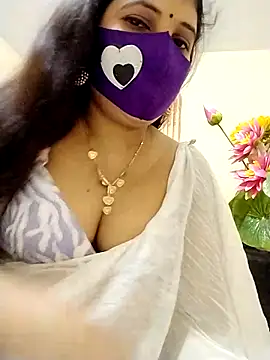 Snapshot of Ameera19 chatting on March 2025 07:06:01 PM Ameera19 online show from March 2025 07:06:01 PM