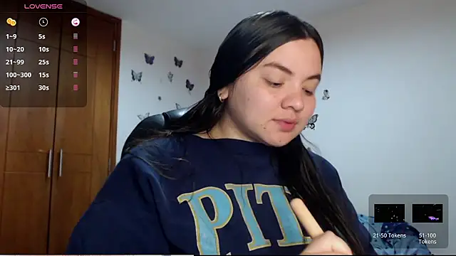 Snapshot of Sarahros1 chatting on October 2025 04:09:02 AM Sarahros1 online show from October 2025 04:09:02 AM