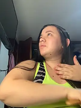 Snapshot of Sarahros1 chatting on November 2025 10:56:02 PM Sarahros1 online show from November 2025 10:56:02 PM