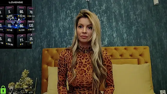 Snapshot of EvaDiamondXX chatting on December 2024 06:27:02 PM EvaDiamondXX online show from December 2024 06:27:02 PM