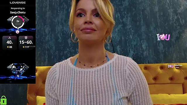 Snapshot of EvaDiamondXX chatting on December 2024 05:18:02 PM EvaDiamondXX online show from December 2024 05:18:02 PM