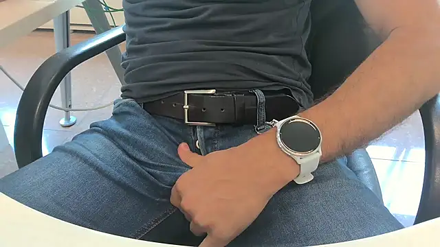 Snapshot of alessandroman2114 chatting on September 2025 10:26:02 AM alessandroman2114 online show from September 2025 10:26:02 AM