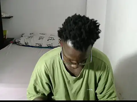 Snapshot of _Lowmaypalacios chatting on April 2026 08:59:01 PM Lowmaypalacios online show from April 2026 08:59:01 PM