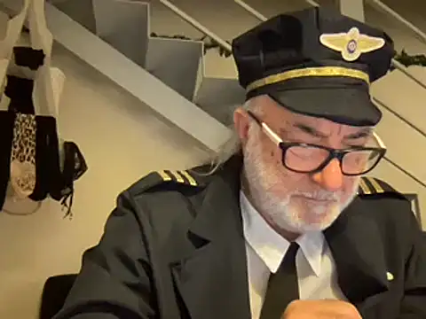 EroticVenetian online show from March 2025 05:49:02 PM