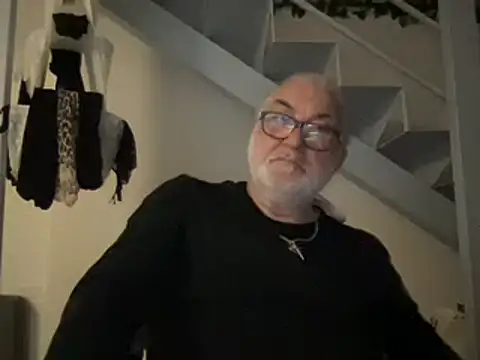 EroticVenetian online show from March 2025 12:00:02 AM