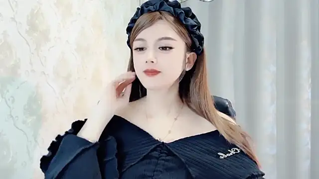 VIWVI online show from February 2025 11:38:02 AM