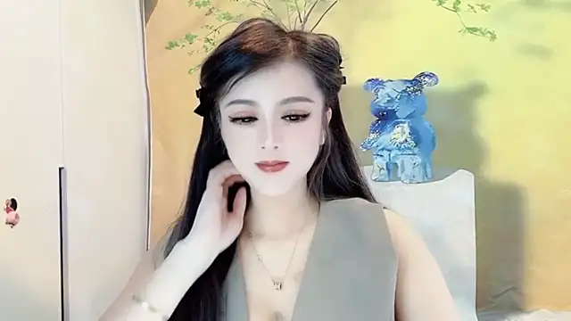 VIWVI online show from March 2025 02:31:02 AM