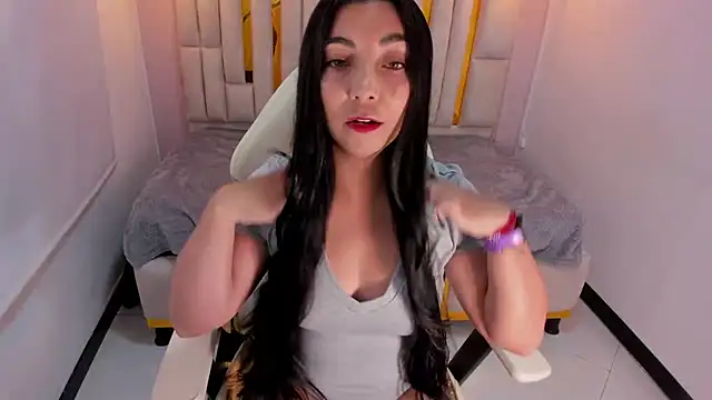 Karla hernandez  online show from March 2025 11:06:02 AM