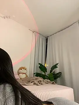 montmariana online show from February 2025 01:13:01 AM