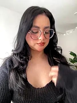 montmariana online show from September 2025 05:35:01 PM