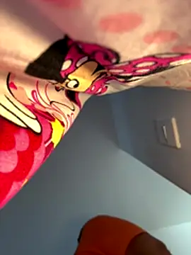 ashley Tompson1 online show from November 2025 01:03:01 PM