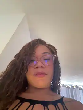 ashley Tompson1 online show from May 2026 12:22:02 PM