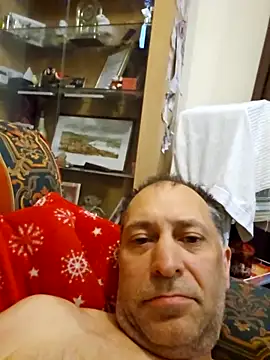 Snapshot of meateater1 chatting on November 2025 03:49:02 AM meateater1 online show from November 2025 03:49:02 AM