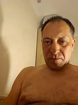 Snapshot of meateater1 chatting on November 2025 04:06:02 PM meateater1 online show from November 2025 04:06:02 PM