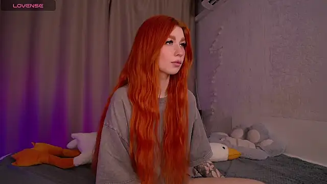 Snapshot of Evaa_Moonn_ chatting on December 2024 02:05:02 PM Evaa Moonn online show from December 2024 02:05:02 PM