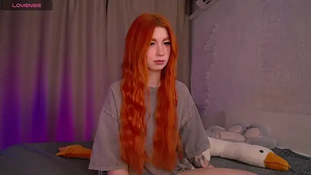 Snapshot of Evaa_Moonn_ chatting on December 2024 03:40:02 AM Evaa Moonn online show from December 2024 03:40:02 AM