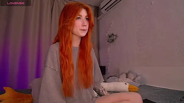 Snapshot of Evaa_Moonn_ chatting on January 2025 08:18:02 AM Evaa Moonn online show from January 2025 08:18:02 AM