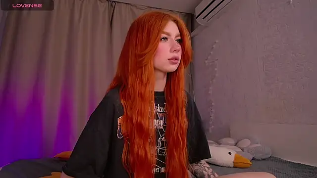 Snapshot of Evaa_Moonn_ chatting on March 2025 11:35:02 PM Evaa Moonn online show from March 2025 11:35:02 PM