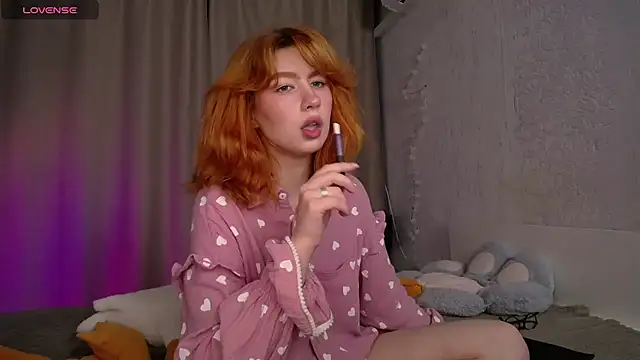 Snapshot of Evaa_Moonn_ chatting on September 2025 11:48:01 PM Evaa Moonn online show from September 2025 11:48:01 PM