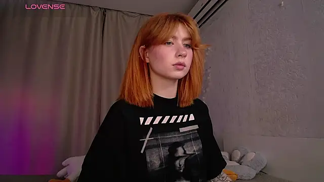 Snapshot of Evaa_Moonn_ chatting on November 2025 09:41:01 AM Evaa Moonn online show from November 2025 09:41:01 AM