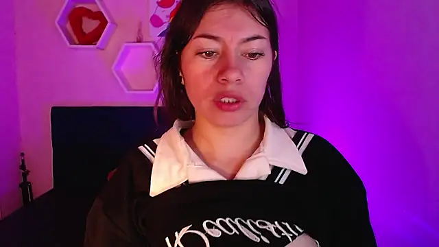 AnnaliOlsenX online show from January 2025 01:41:02 PM