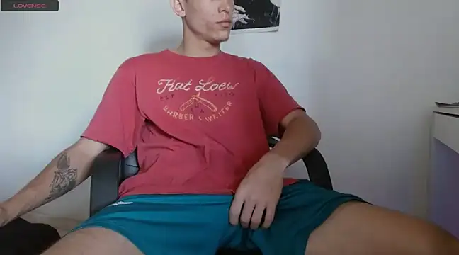 Snapshot of deividcloud36 chatting on January 2025 05:56:01 PM deividcloud36 online show from January 2025 05:56:01 PM