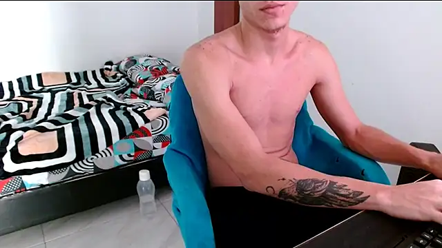 Snapshot of deividcloud36 chatting on October 2025 07:32:02 PM deividcloud36 online show from October 2025 07:32:02 PM