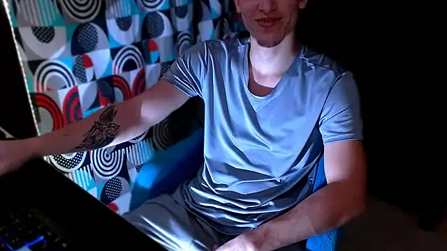 Snapshot of deividcloud36 chatting on November 2025 01:08:02 AM deividcloud36 online show from November 2025 01:08:02 AM