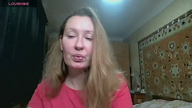 AnnaXLovers online show from November 2025 08:50:01 AM